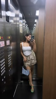 Anushka Sen feet photo thumbnail