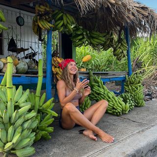 Anna Lewandowska feet photo thumbnail