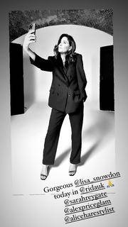Lisa Snowdon feet photo thumbnail