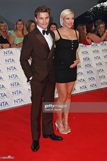 Pixie Lott feet photo thumbnail