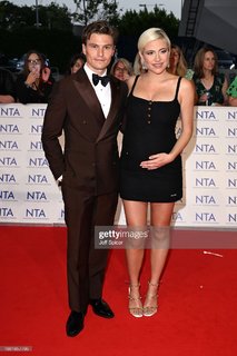 Pixie Lott feet photo thumbnail
