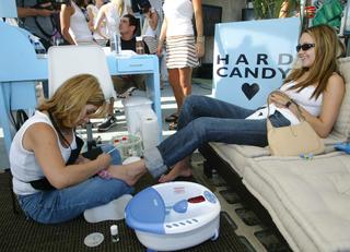 Amanda Bynes feet photo 2