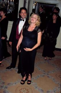 Elisabeth Shue feet photo 2
