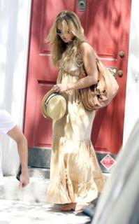 Kate Hudson feet photo thumbnail