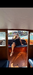 Veronica Maya feet photo thumbnail