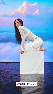 Zaira Nara feet photo thumbnail