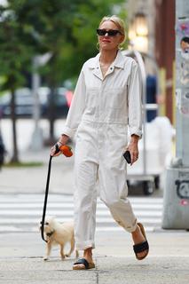 Naomi Watts feet photo thumbnail