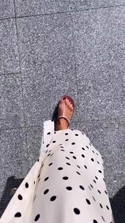 Katarzyna Cichopek feet photo thumbnail