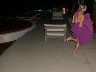 Kelsea Ballerini feet photo thumbnail