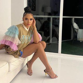Angela Simmons feet photo thumbnail
