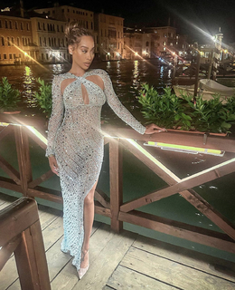 La La Anthony feet photo thumbnail