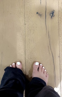 Corinna Kopf feet photo thumbnail