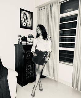 Anushka Sen feet photo thumbnail