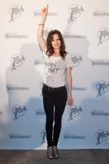 Juliette Lewis feet photo thumbnail