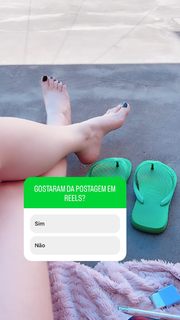 Isa Pes feet photo thumbnail
