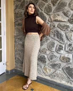 Hansika Motwani feet photo thumbnail