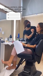 Caterina Balivo feet photo thumbnail