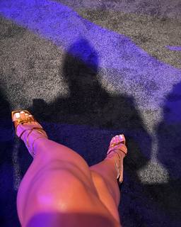 Karrueche Tran feet photo thumbnail