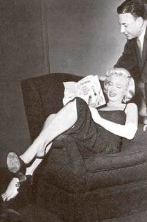 Marilyn Monroe feet photo thumbnail