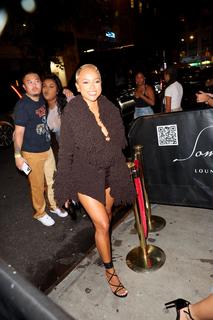 Karrueche Tran feet photo thumbnail