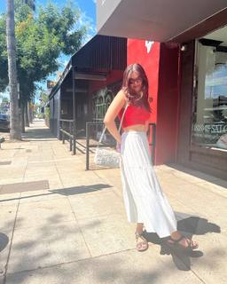 Kira Kosarin feet photo thumbnail