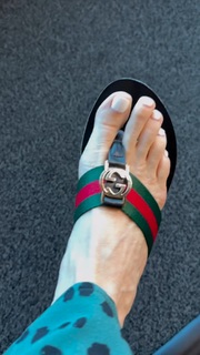 Kyle Unfug feet photo thumbnail