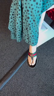 Kyle Unfug feet photo thumbnail