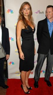 Bar Refaeli feet photo thumbnail