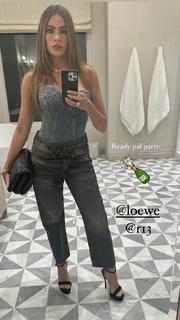 Sofía Vergara feet photo thumbnail