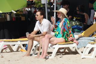 Sophie Turner feet photo thumbnail