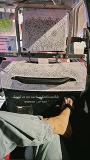 Seyma Subasi feet photo thumbnail