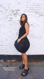 Jenna Coleman feet photo thumbnail