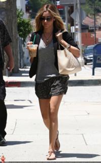 Ashley Tisdale feet photo thumbnail