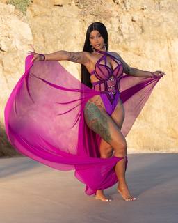 Cardi B feet photo thumbnail