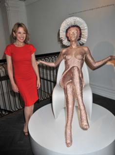 Kylie Minogue feet photo thumbnail