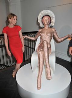 Kylie Minogue feet photo thumbnail