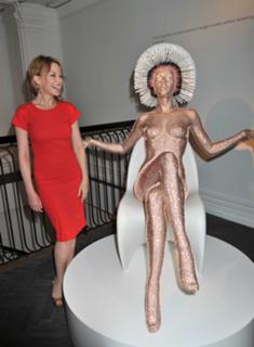 Kylie Minogue feet photo thumbnail