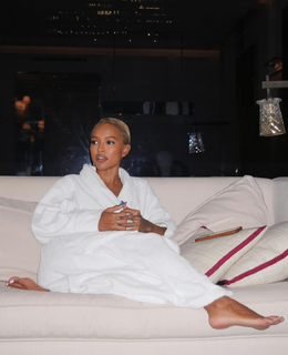 Karrueche Tran feet photo thumbnail