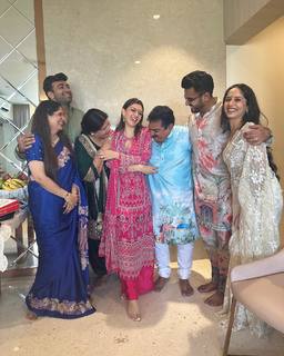 Hansika Motwani feet photo thumbnail