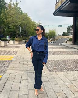 Anushka Sen feet photo thumbnail