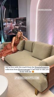 Kim Raver feet photo thumbnail