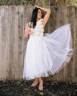 Brie Garcia feet photo thumbnail