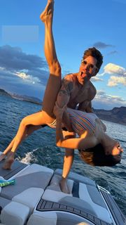 Nina Dobrev feet photo thumbnail