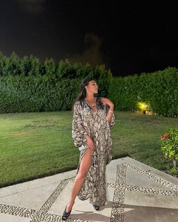 Haifa Wehbe feet photo thumbnail