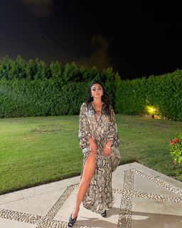 Haifa Wehbe feet photo thumbnail