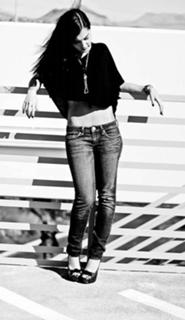 Megan Olivi feet photo 4