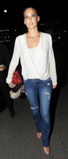 Bar Refaeli feet photo thumbnail
