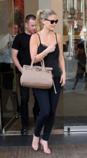 Bar Refaeli feet photo thumbnail