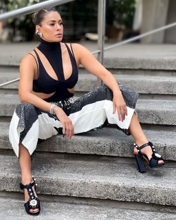 Galilea Montijo feet photo thumbnail