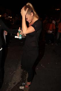 Bar Refaeli feet photo thumbnail